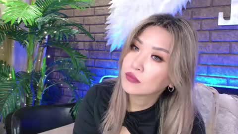 Snapshot of nicky_owl chatting on 9, 3, 2025 Today is my 41st birthday And in 2 hours Im waiting for you on the stream Stock up on tokens and a good mood Nicky online show from 9, 3, 2025