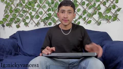 nicky online show from 25, 1, 2025