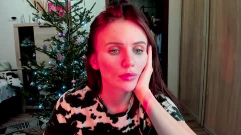 Nicky Weekends online show from 1, 1, 2025