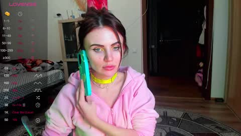 Nicky Weekends online show from 21, 2, 2025