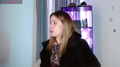 Nicky online show from 2, 2, 2025