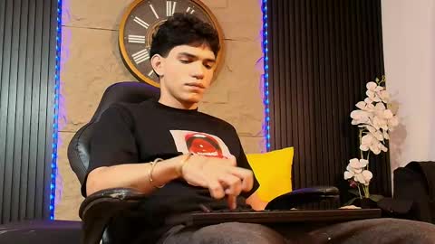 Snapshot of nico_monroet chatting on 28, 4, 2026 nico_monroet online show from 28, 4, 2026