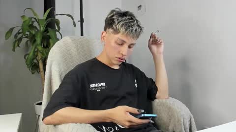 Nico  online show from 16, 11, 2025