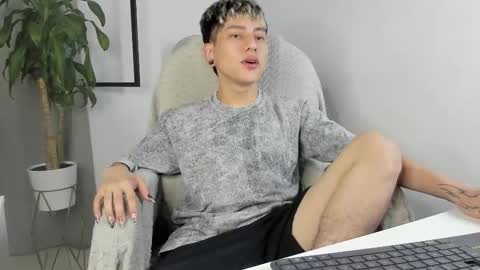 Nico  online show from 1, 12, 2025