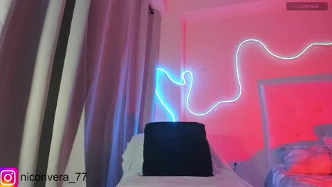 Nicolas online show from 17, 12, 2025