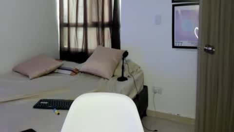 Snapshot of nicocartterr chatting on 27, 11, 2025 nicol online show from 27, 11, 2025