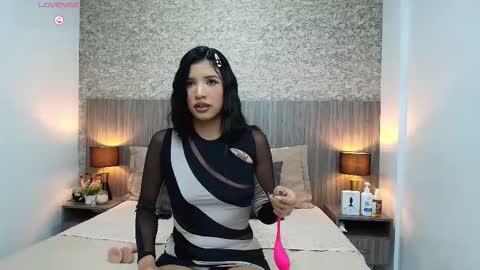 Nicol Alvarez online show from 11, 1, 2026