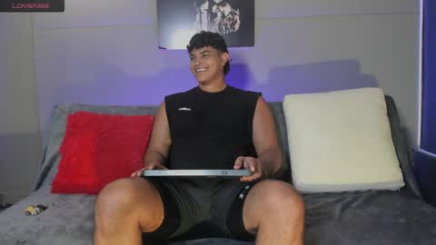 Snapshot of nicol_and_thiago_212 chatting on 2, 5, 2026 nicol_and_thiago_212 online show from 2, 5, 2026
