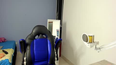 Snapshot of nicol_jone chatting on 1, 3, 2025 Nicol sanchez online show from 1, 3, 2025