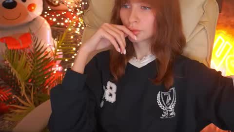 Nicol Moonn online show from 18, 2, 2026