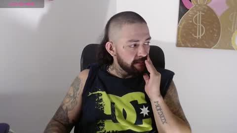 nicolas online show from 30, 1, 2025