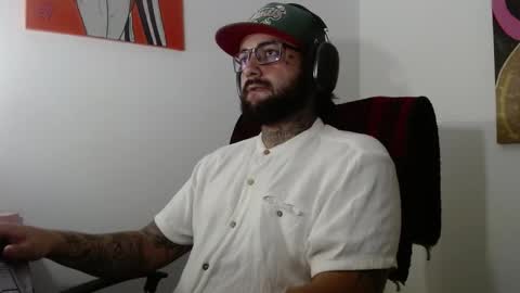 nicolas online show from 15, 2, 2025