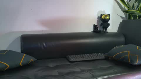 Snapshot of nicolas_veiny chatting on 18, 11, 2025 Nicolas online show from 18, 11, 2025