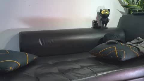 Snapshot of nicolas_veiny chatting on 19, 11, 2025 Nicolas online show from 19, 11, 2025