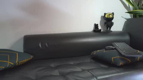 Snapshot of nicolas_veiny chatting on 22, 11, 2025 Nicolas online show from 22, 11, 2025