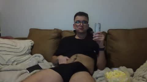 nicolasc32 online show from 4, 12, 2025