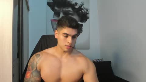 Snapshot of nicolasmuscle chatting on 19, 12, 2024 Andres online show from 19, 12, 2024