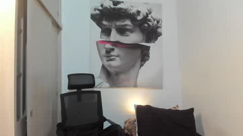 Snapshot of nicolasmuscle chatting on 5, 2, 2025 Andres online show from 5, 2, 2025