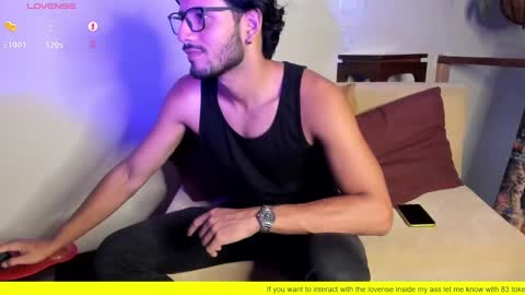 nicolasrodrii online show from 8, 2, 2025