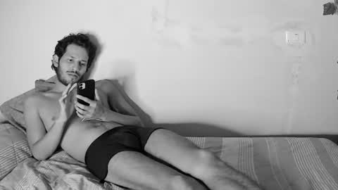 nicolasrodrii online show from 14, 6, 2026