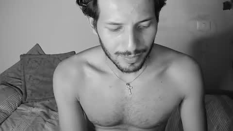 nicolasrodrii online show from 14, 6, 2026