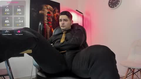 Nicolas Fellener online show from 10, 11, 2025