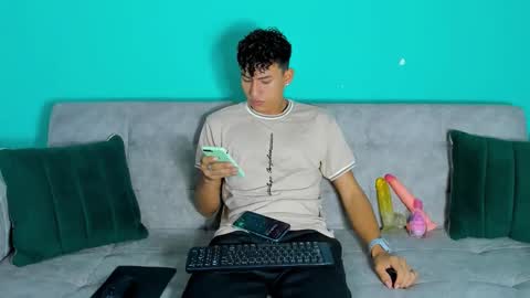 nicolastorres__ online show from 25, 11, 2025