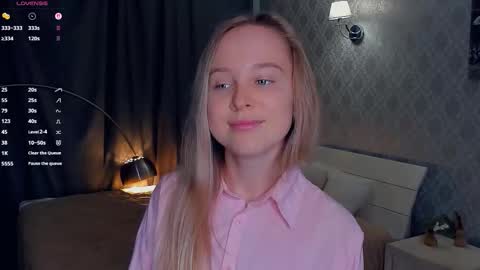 Nicoletta online show from 11, 11, 2025