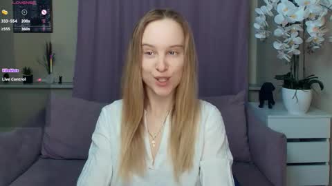 Nicoletta online show from 13, 3, 2026