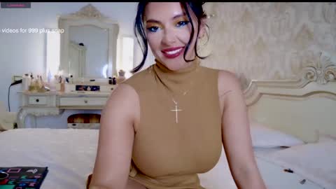 nicole online show from 15, 4, 2026