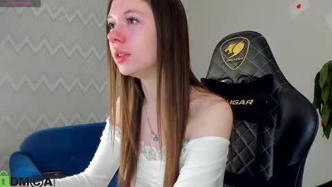 GMT7TueWedThSu 0300am-0900am. Sa 1000am-0400pm online show from 17, 3, 2026