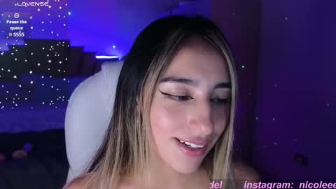 Snapshot of nicole_edwards chatting on 2, 2, 2025 Nicole online show from 2, 2, 2025