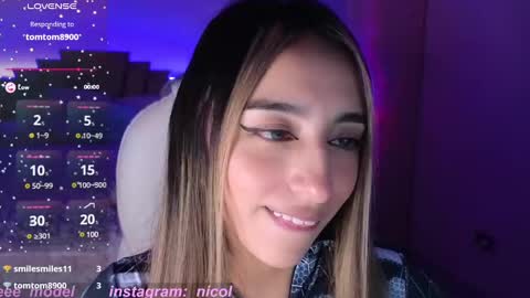 Snapshot of nicole_edwards chatting on 16, 2, 2025 Nicole online show from 16, 2, 2025