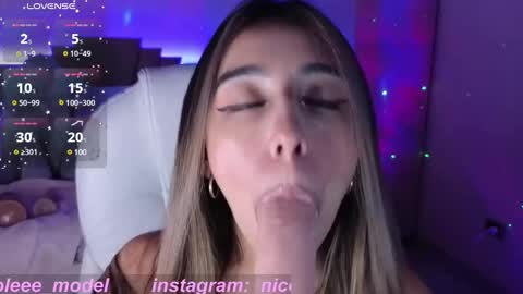 Snapshot of nicole_edwards chatting on 3, 3, 2025 Nicole online show from 3, 3, 2025