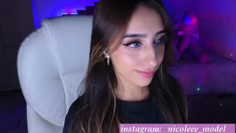 Snapshot of nicole_edwards chatting on 8, 11, 2025 Nicole online show from 8, 11, 2025