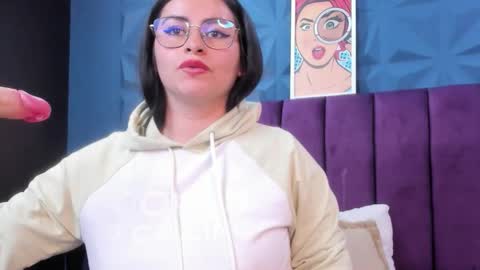 Nicole online show from 16, 5, 2026