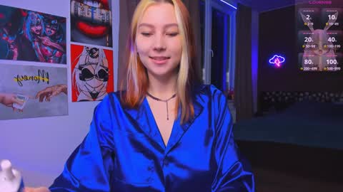 Snapshot of nicole_matt chatting on 6, 2, 2025 Nicole online show from 6, 2, 2025