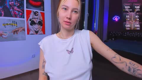 Snapshot of nicole_matt chatting on 9, 2, 2025 Nicole online show from 9, 2, 2025