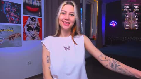 Snapshot of nicole_matt chatting on 1, 3, 2025 Nicole online show from 1, 3, 2025