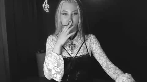 Snapshot of nicole_matt chatting on 2, 11, 2025 Nicole online show from 2, 11, 2025