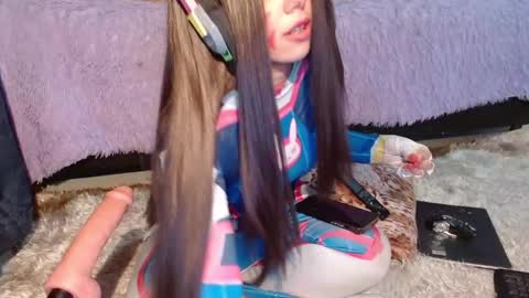  Anna Nicole  online show from 18, 2, 2026