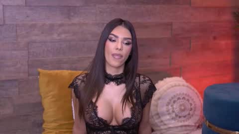 Nicole online show from 8, 11, 2025