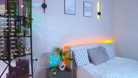 Snapshot of nicoledurham chatting on 3, 2, 2025 Kimmy online show from 3, 2, 2025