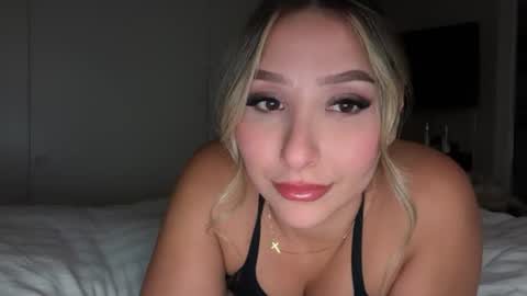 Snapshot of nicolelovesyou444 chatting on 8, 7, 2026 nicolelovesyou444 online show from 8, 7, 2026