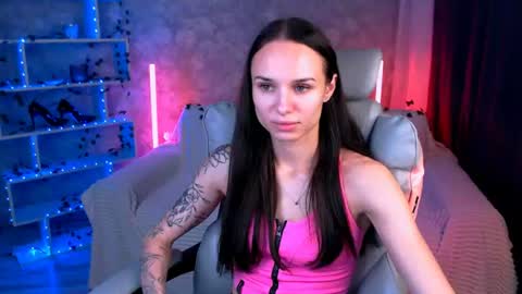 Nicole online show from 7, 7, 2026