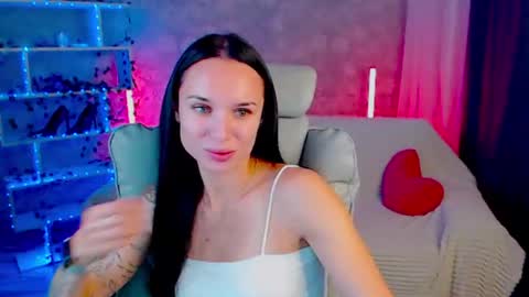 Nicole online show from 5, 8, 2026