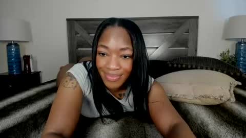 Snapshot of nicolesolace chatting on 25, 6, 2026 Nicole online show from 25, 6, 2026