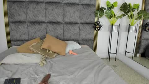 Snapshot of nicolesteelee chatting on 26, 1, 2025 Nicole online show from 26, 1, 2025