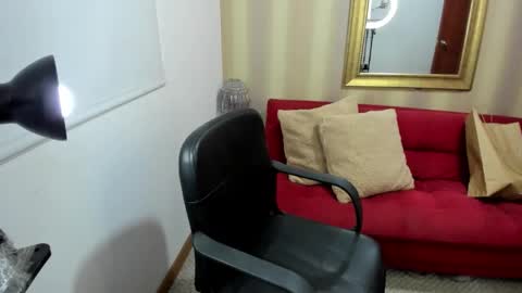 Nicolettcolin  online show from 3, 12, 2025