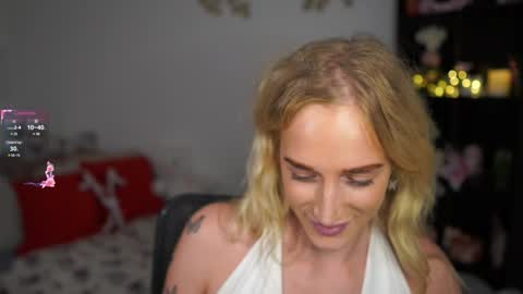 nicolette__shea_ online show from 19, 12, 2024